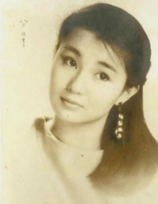 
	
	Trang Bắc Kinh News từng bầu chọn Trương Mạn Ngọc là mỹ nhân đẹp nhất mọi thời đại.